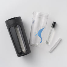 Load image into Gallery viewer, S+ PURE 純粹杯 700ml 感溫藍白鯨 冷藍 熱白 無墊圈 零死角