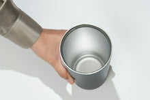 Load image into Gallery viewer, S+ PURE 質感保溫純粹杯 750ml | 獨家防漏扣鎖設計